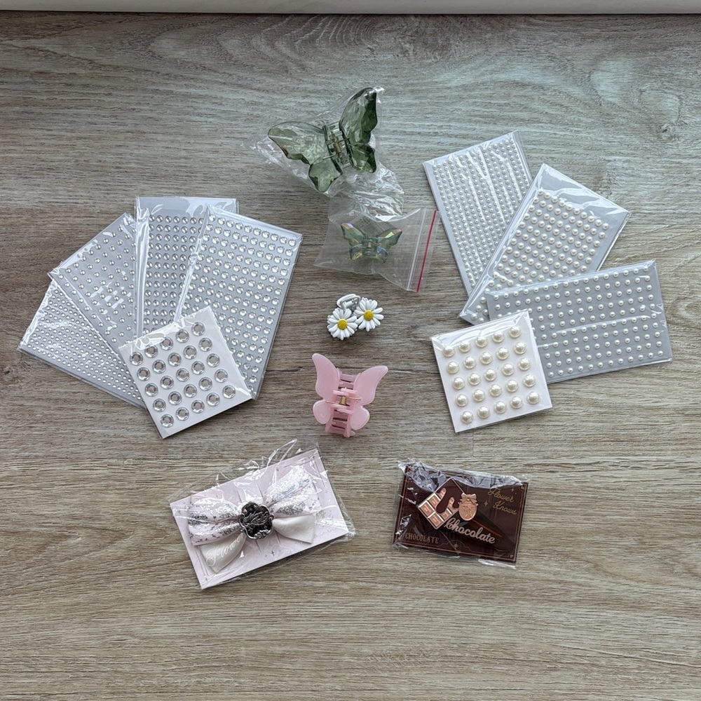 Flower Knows Clips, Rhinestones,Pearls,Butterfly and Sunflower Claw Clips
